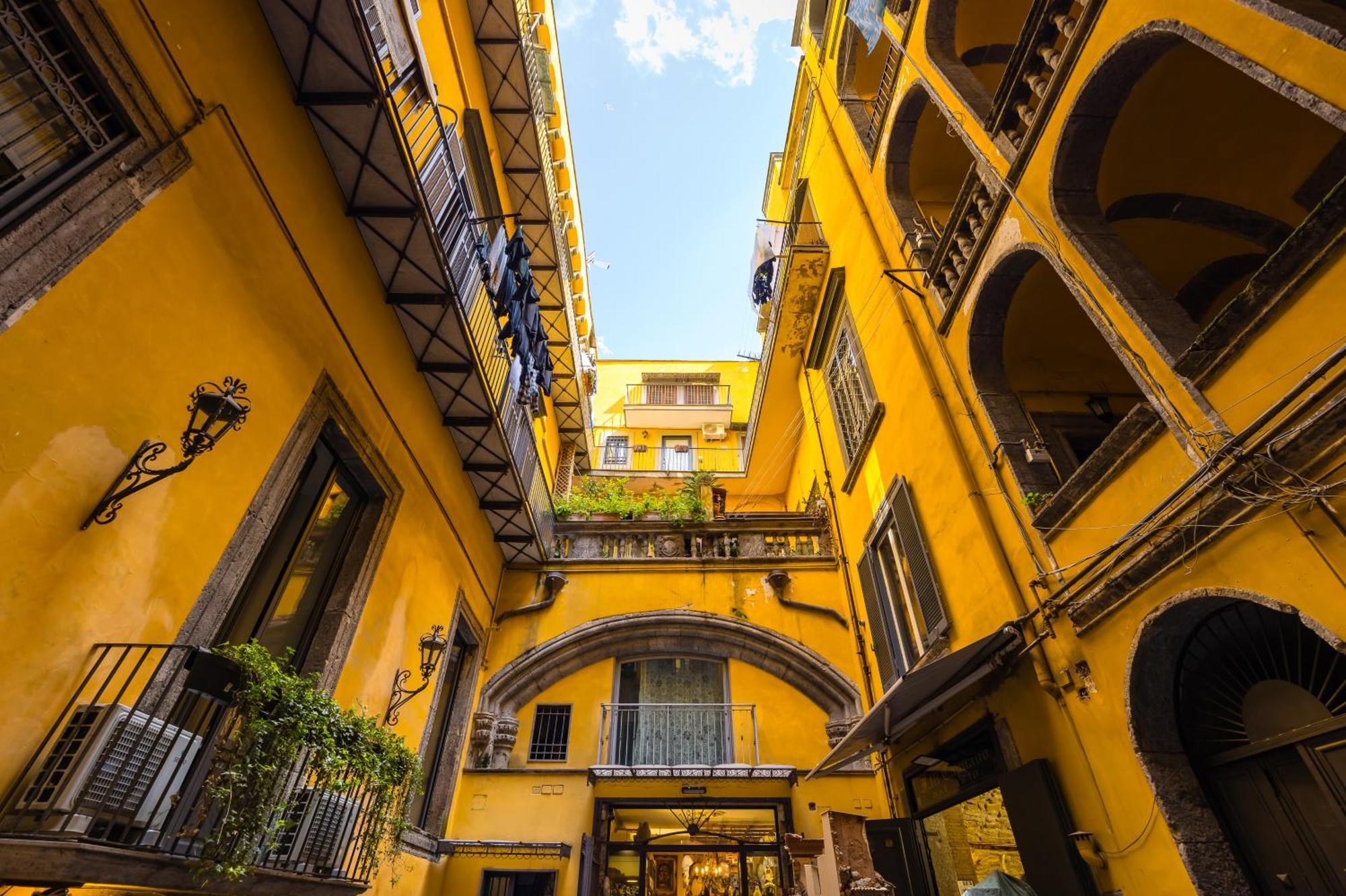 Palazzo Mormando - Industrial Apartment Naples Exterior photo