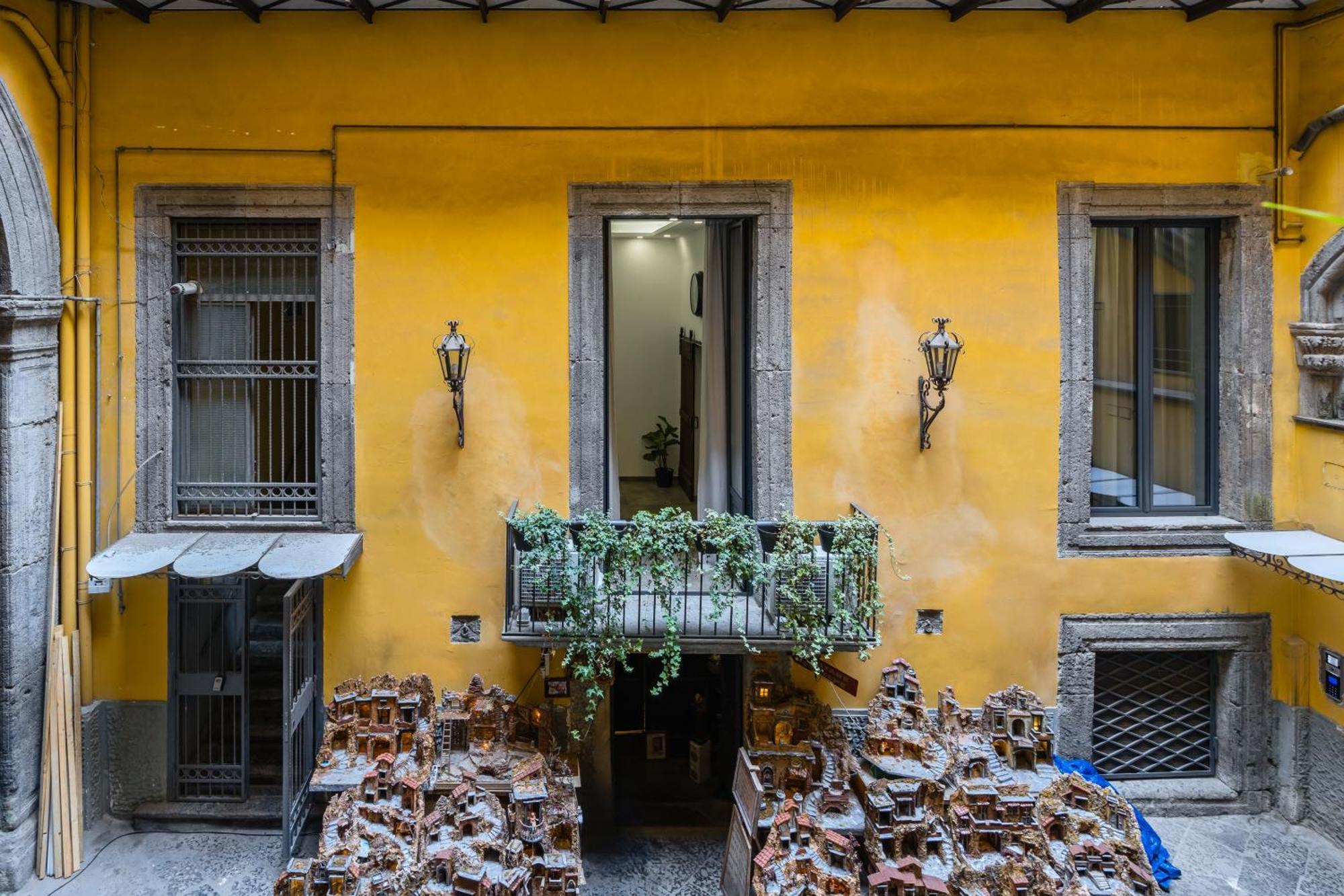 Palazzo Mormando - Industrial Apartment Naples Exterior photo