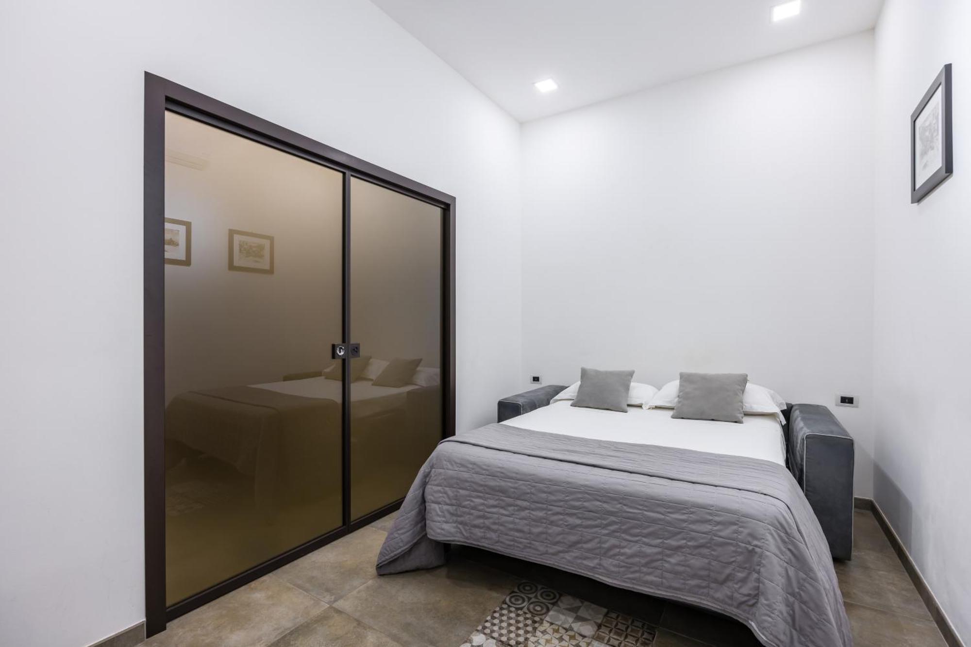 Palazzo Mormando - Industrial Apartment Naples Exterior photo